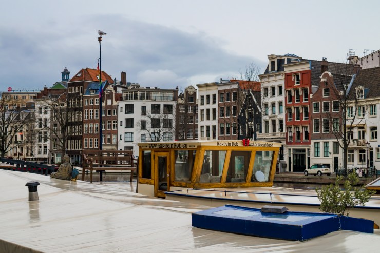 A bed and breakfast on a houseboat in the Amstel canal is an alternative hotel option worth trying out.